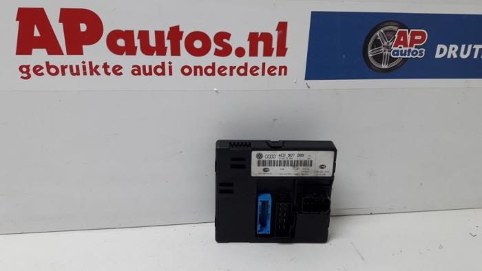 Gebruikte Module Bodycontrol Audi A8 (D3) 6.0 W12 48V Quattro Prijs € 49,99 Margeregeling aangeboden door AP Auto's