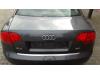 Audi A4 (B7) 2.0 20V Kofferdeksel