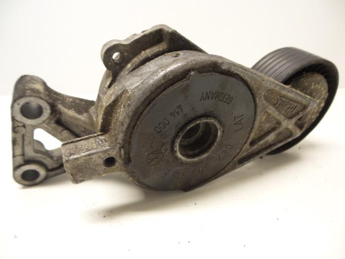 Spanrol Multiriem van een Audi A3 (8L1) 1.6 1999