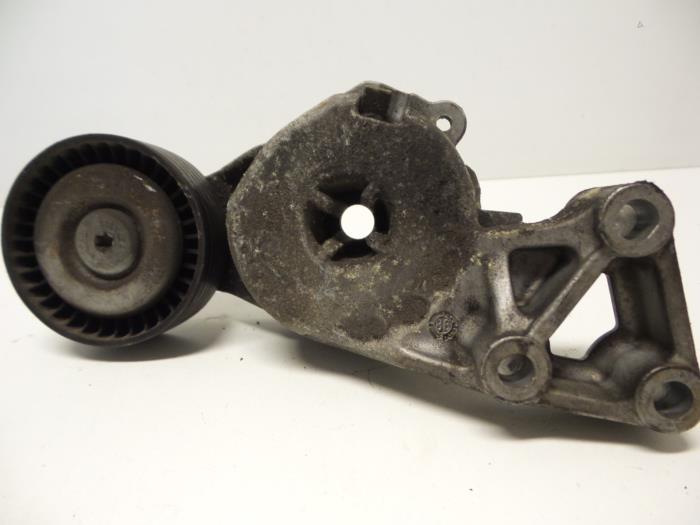 Spanrol Multiriem van een Audi A3 (8L1) 1.6 1999