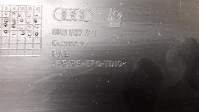 Spoiler achterbumper van een Audi A4 Avant (B8) 2.0 TDI 16V 2011