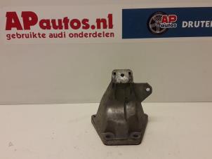 Gebruikte Motorsteun Audi A6 Avant (C5) 2.5 TDI V6 24V Prijs € 19,99 Margeregeling aangeboden door AP Auto's