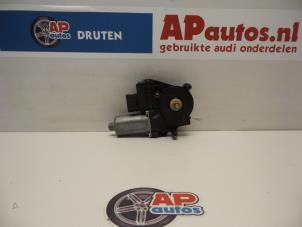 Gebruikte Motor electrisch raam Audi A4 (B5) 1.9 TDI Prijs € 9,99 Margeregeling aangeboden door AP Auto's