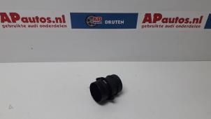 Gebruikte Luchtmassameter Audi A4 Avant (B8) 2.0 TDI 16V Prijs € 35,00 Margeregeling aangeboden door AP Autos