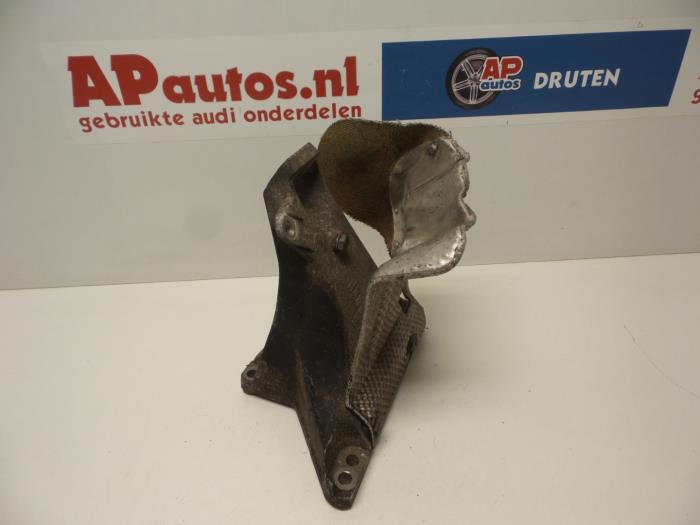 Gebruikte Motorrubber Audi A4 (B5) 1.8 20V Prijs € 19,99 Margeregeling aangeboden door AP Auto's