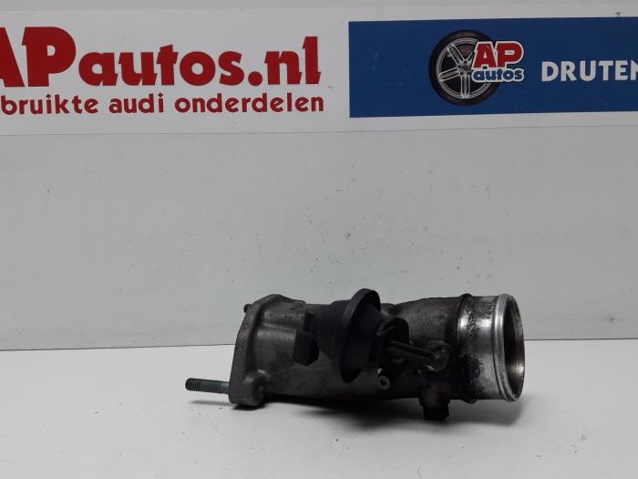 Gebruikte Gasklephuis Audi A6 (C5) 2.5 TDI V6 24V Prijs € 29,99 Margeregeling aangeboden door AP Auto's