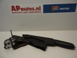 Gebruikte Handremhendel Audi A4 (B6) 2.0 20V Prijs € 35,00 Margeregeling aangeboden door AP Autos