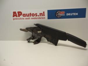 Gebruikte Handremhendel Audi A4 (B6) 1.9 TDI PDE 130 Prijs € 35,00 Margeregeling aangeboden door AP Autos