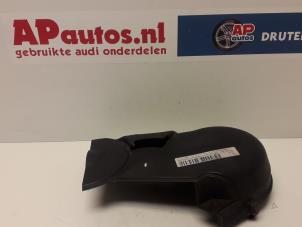 Gebruikte Distributiedeksel Audi A4 Quattro (B6) 2.5 TDI V6 Prijs € 35,00 Margeregeling aangeboden door AP Autos