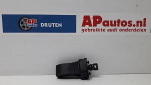 Gebruikte Deurvanger 4Deurs rechts-voor Audi A1 Sportback (8XA/8XF) Prijs € 17,50 Margeregeling aangeboden door AP Autos