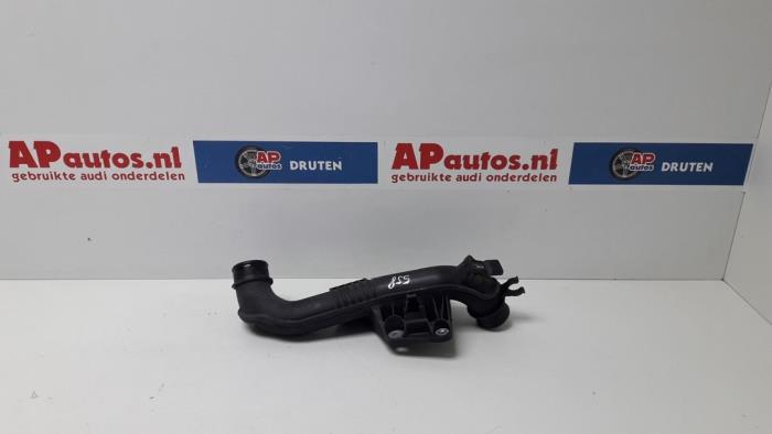 Gebruikte Intercooler Buis Audi A4 Avant (B8) 1.8 TFSI 16V Prijs € 19,99 Margeregeling aangeboden door AP Auto's
