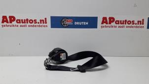 Gebruikte Veiligheidsgordel links-achter Audi A4 Avant (B8) 1.8 TFSI 16V Prijs € 35,00 Margeregeling aangeboden door AP Autos