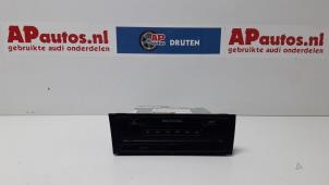 Gebruikte CD Wisselaar Audi A4 Avant (B8) 1.8 TFSI 16V Prijs € 74,99 Margeregeling aangeboden door AP Autos
