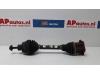 Aandrijfas rechts-voor van een Audi A4 Avant (B8), 2007 / 2015 2.0 TDI 16V, Combi/o, Diesel, 1.968cc, 105kW (143pk), FWD, CAGA, 2008-04 / 2012-03, 8K5 2009