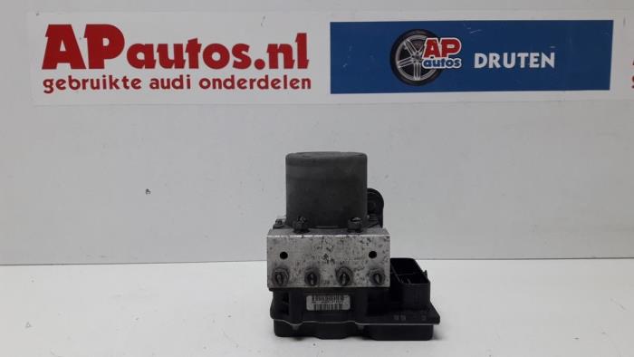 Gebruikte ABS Pomp Audi A4 Avant (B8) 1.8 TFSI 16V Prijs € 99,99 Margeregeling aangeboden door AP Auto's