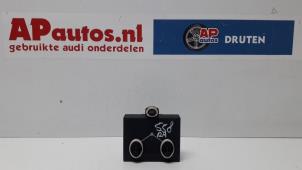 Gebruikte Centrale Deurvergrendelings Module Audi A4 Avant (B8) 1.8 TFSI 16V Prijs € 24,99 Margeregeling aangeboden door AP Autos
