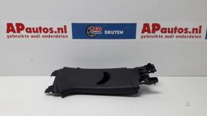 Gebruikte Stijlbekleding midden-rechts Audi A1 (8X1/8XK) 1.2 TFSI Prijs € 17,50 Margeregeling aangeboden door AP Autos