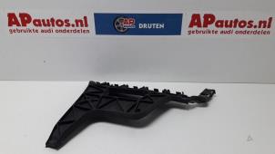 Gebruikte Bumpersteun links-achter Audi A4 Avant (B8) 2.0 TDI 16V Prijs € 19,99 Margeregeling aangeboden door AP Autos