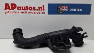 Gebruikte Intercooler Buis Audi A4 Avant (B8) 2.0 TDI 16V Prijs € 24,99 Margeregeling aangeboden door AP Auto's