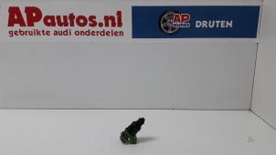 Gebruikte Injector (benzine injectie) Audi A6 Prijs € 10,00 Margeregeling aangeboden door AP Autos