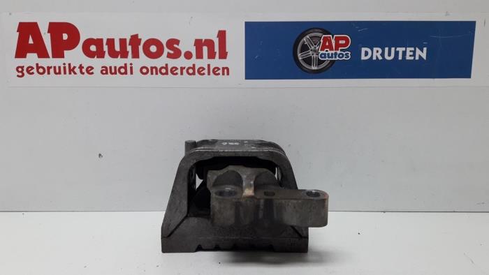 Gebruikte Motorrubber Audi A3 (8P1) 2.0 TDI 16V Prijs € 19,99 Margeregeling aangeboden door AP Auto's