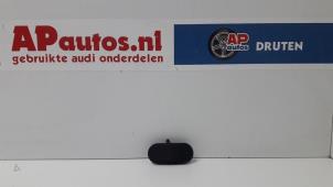 Gebruikte Ruitensproeier voor Audi A4 (B7) 2.0 20V Prijs € 10,00 Margeregeling aangeboden door AP Autos