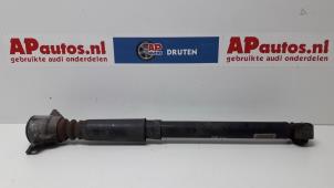 Gebruikte Schokdemper rechts-achter Audi A4 Avant (B8) 2.0 TDI 16V Prijs € 25,00 Margeregeling aangeboden door AP Autos