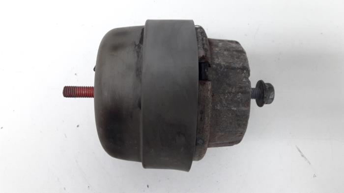 Motorsteun van een Audi A6 Avant (C6) 2.4 V6 24V 2005