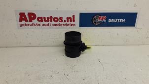 Gebruikte Luchtmassameter Audi A3 Sportback (8VA/8VF) 2.0 TDI 16V Quattro Prijs € 50,00 Margeregeling aangeboden door AP Autos