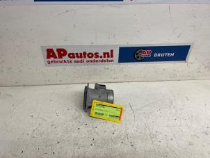 Gebruikte Luchtmassameter Audi A4 (B5) 1.6 Prijs € 35,00 Margeregeling aangeboden door AP Autos