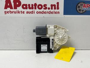 Gebruikte Raammotor Portier Audi A3 Sportback Quattro (8PA) 3.2 V6 24V Prijs € 19,99 Margeregeling aangeboden door AP Autos