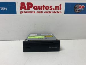 Gebruikte Navigatie Systeem Audi A3 Sportback (8PA) 1.6 FSI 16V Prijs € 65,00 Margeregeling aangeboden door AP Autos