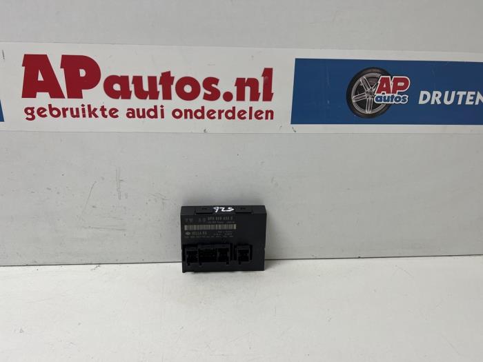 Computer Body Control Audi A3 Sportback (8PA), 2004 / 2013 1.6 FSI 16V, Hatchback, 4Dr, Benzine, 1.598cc, 85kW (116pk), FWD, BLP, 2004-09 / 2005-12, 8PA (Gebruikt)
