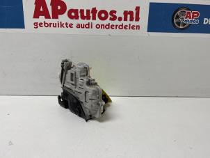 Gebruikte Deurslot Mechaniek 4Deurs rechts-achter Audi A3 Sportback (8PA) 1.6 Prijs € 30,00 Margeregeling aangeboden door AP Autos
