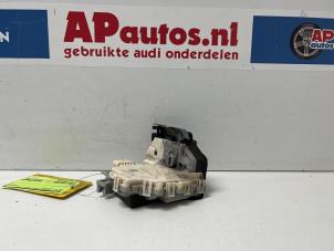 Gebruikte Portierslot Mechaniek 2deurs rechts Audi A1 (8X1/8XK) 1.2 TFSI Prijs € 45,00 Margeregeling aangeboden door AP Autos