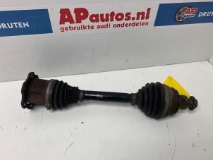 Gebruikte Homokineetas links-voor Audi A4 Quattro (B8) 3.0 TDI V6 24V Prijs € 34,99 Margeregeling aangeboden door AP Autos