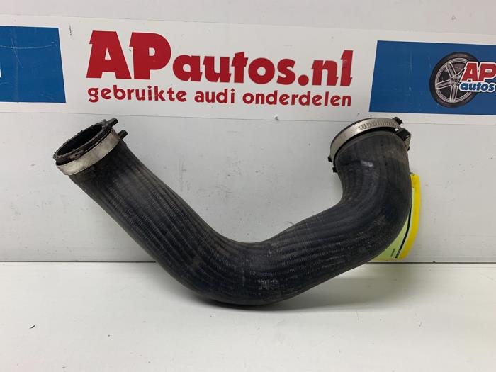 Gebruikte Intercooler Slang Audi A4 Avant (B8) 3.0 TDI V6 24V Quattro Prijs € 24,99 Margeregeling aangeboden door AP Auto's