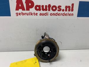 Gebruikte Airbag Klokveer Audi A4 Avant (B6) 2.4 V6 30V Prijs € 49,99 Margeregeling aangeboden door AP Autos