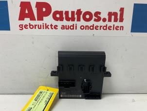 Gebruikte Computer Body Control Audi A4 Avant (B6) 2.4 V6 30V Prijs € 74,99 Margeregeling aangeboden door AP Autos
