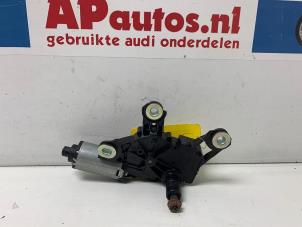 Gebruikte Motor Ruitenwisser achter Audi A4 Avant (B6) 2.4 V6 30V Prijs € 49,99 Margeregeling aangeboden door AP Autos