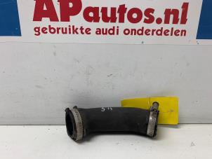 Gebruikte Intercooler Slang Audi A4 Avant (B7) 2.5 TDI V6 24V Prijs € 19,99 Margeregeling aangeboden door AP Auto's