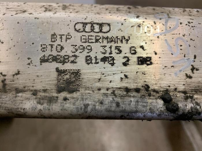 Subframe van een Audi A4 Avant (B8) 3.0 TDI V6 24V Quattro 2008