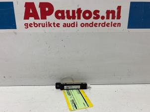 Gebruikte Antenne Versterker Audi A3 Sportback (8VA/8VF) 2.0 TDI 16V Quattro Prijs € 14,99 Margeregeling aangeboden door AP Auto's