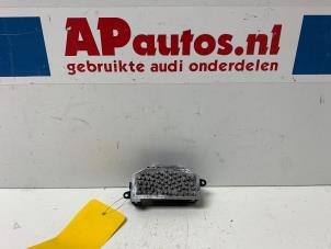Gebruikte Kachel Weerstand Audi Q3 (8UB/8UG) 2.0 TDI 16V 140 Prijs € 9,99 Margeregeling aangeboden door AP Auto's