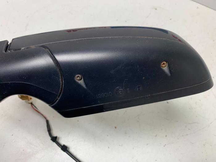 Buitenspiegel links van een Audi A4 Cabriolet (B6) 2.4 V6 30V 2002