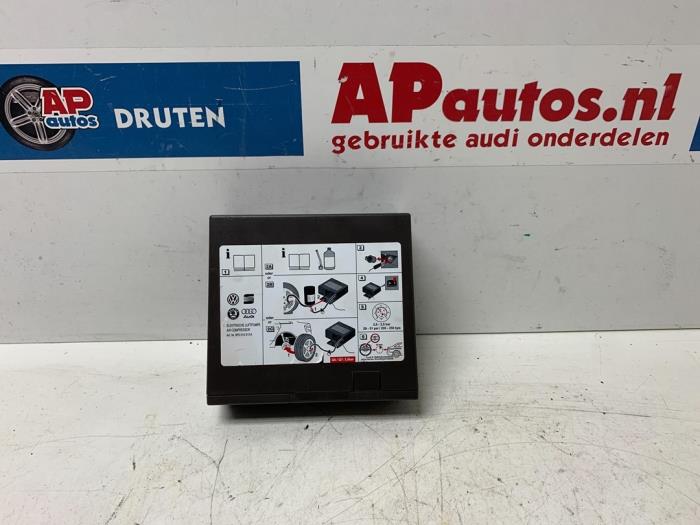 Gebruikte Compressor Audi A5 Cabrio (8F7) 2.0 TFSI 16V Quattro Prijs € 24,99 Margeregeling aangeboden door AP Auto's