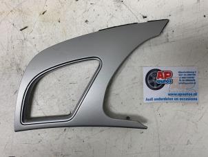 Gebruikte Dashboard sierlijst Audi A5 Cabrio (8F7) 2.0 TFSI 16V Quattro Prijs € 14,99 Margeregeling aangeboden door AP Auto's