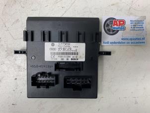 Gebruikte Module Bodycontrol Audi A6 Avant (C6) 2.4 V6 24V Prijs € 29,99 Margeregeling aangeboden door AP Auto's