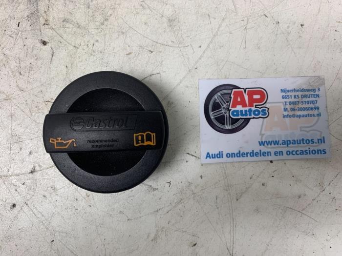 Gebruikte Oliedop Audi A4 Avant (B8) 1.8 TFSI 16V Prijs € 9,99 Margeregeling aangeboden door AP Auto's