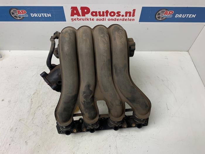 Gebruikte Spruitstuk Inlaat Audi A4 Avant (B6) 2.0 20V Prijs € 49,99 Margeregeling aangeboden door AP Auto's